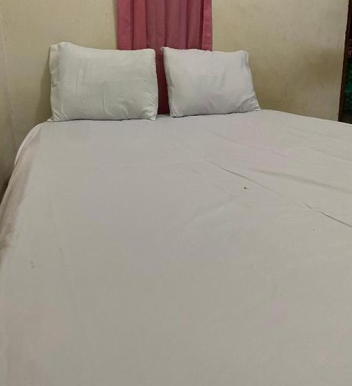 فندق Oyo Life 93259 Kos Kurnia