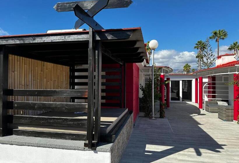 호텔 Paradise Resort Fkk Swinger & Nudist Couples Only