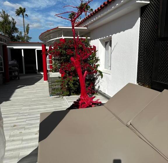 호텔 Paradise Resort Fkk Swinger & Nudist Couples Only