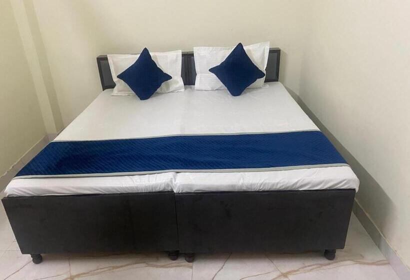 בית מלון כפרי Pradhan Stay Sohna