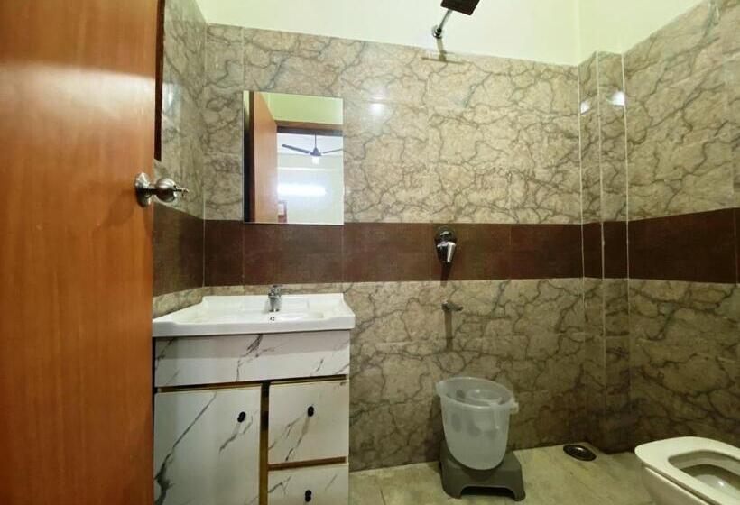 בית מלון כפרי Pradhan Stay Sohna