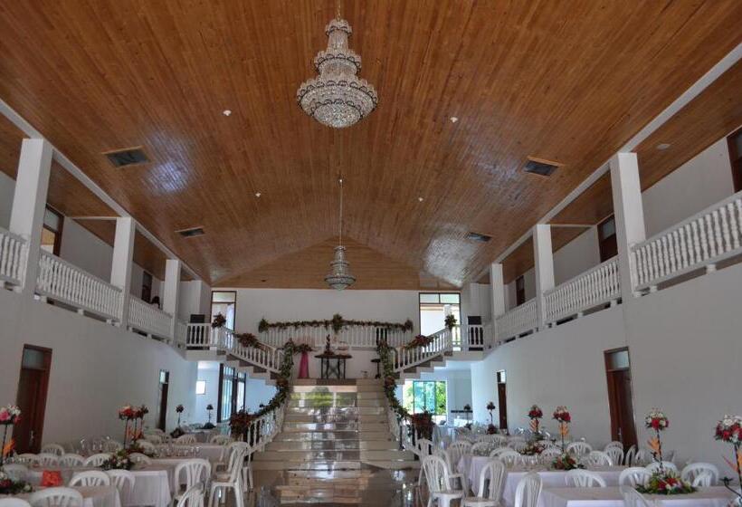 בית מלון כפרי Reina Victoria