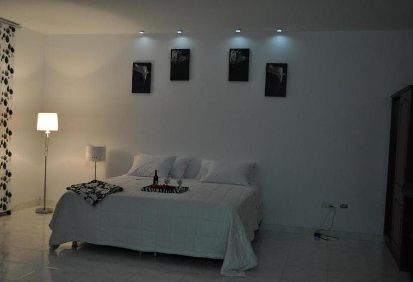 בית מלון כפרי Reina Victoria