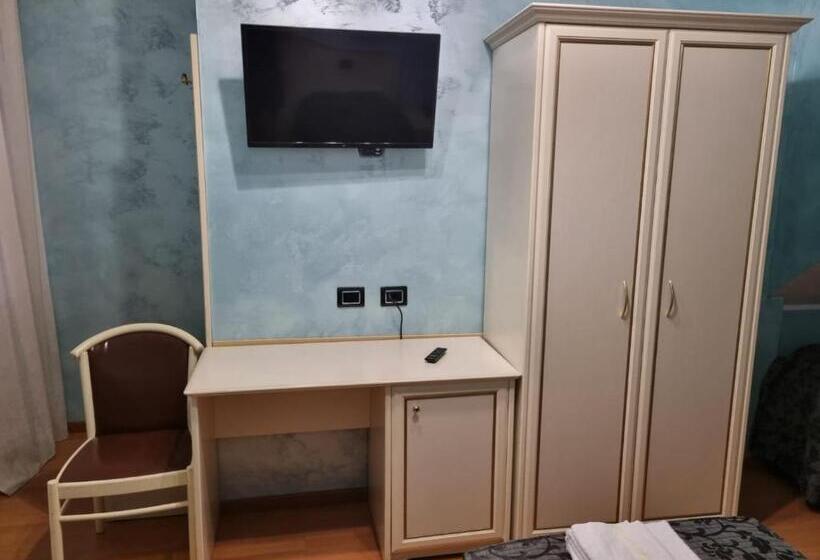 فندق Ristorante Da Valerio