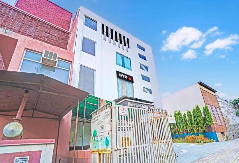 Отель The Golden Bird