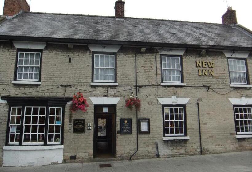 בית מלון כפרי The New Inn