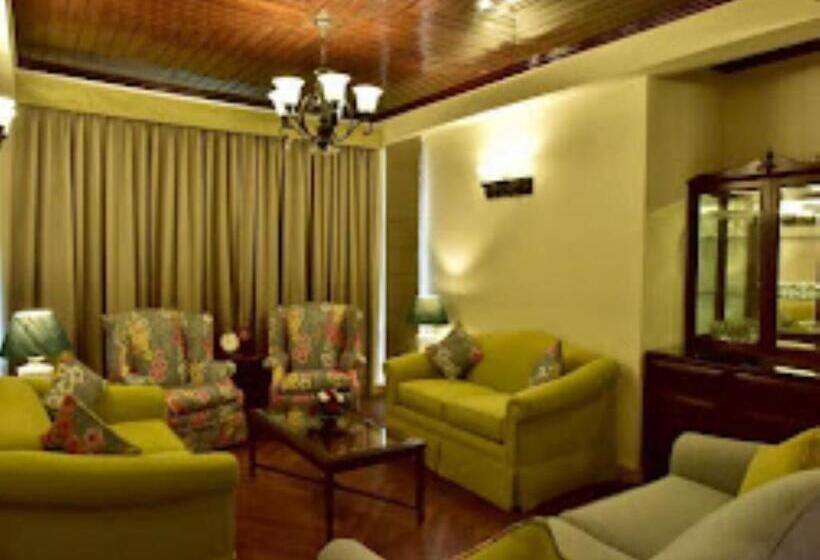 ホテル The Oaktree House In Shimla