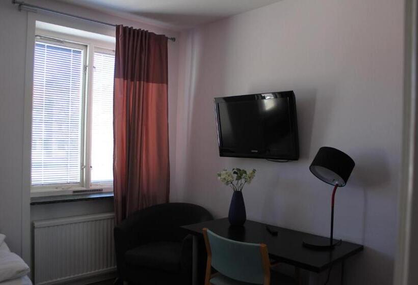 בית מלון כפרי Tre Stockar