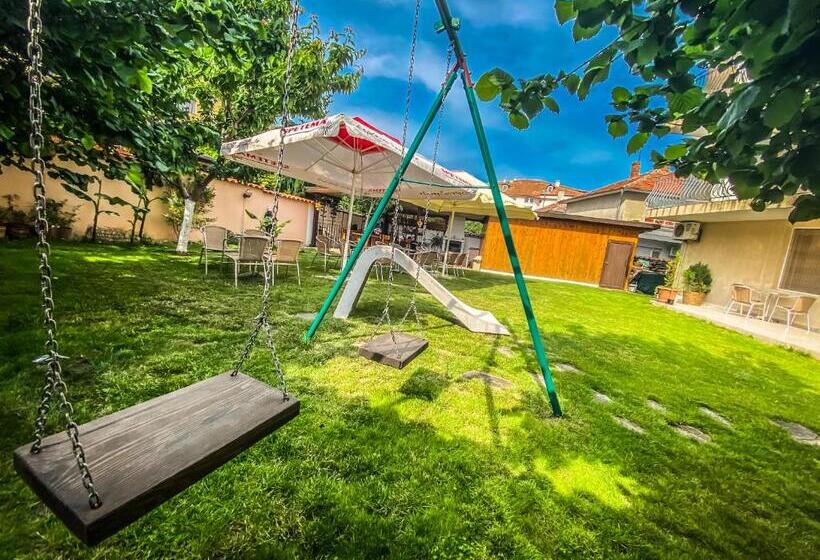 호텔 Vanessa Family