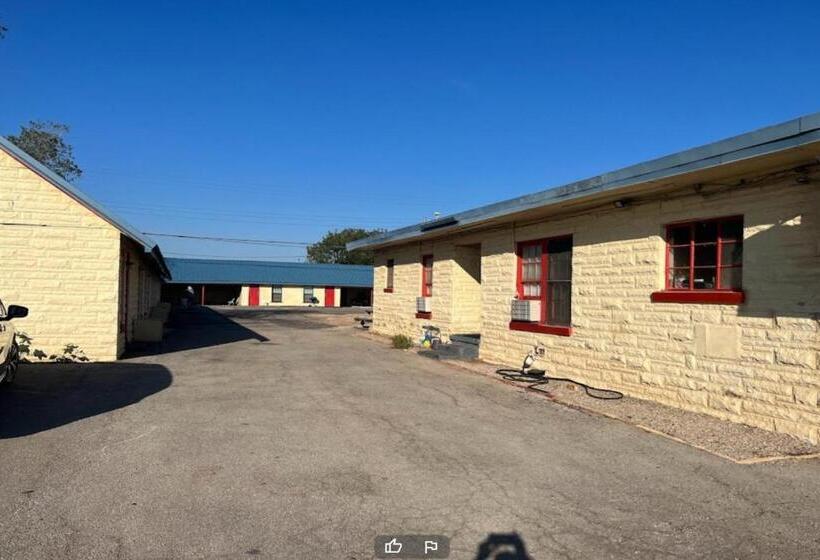 모텔 Anson Inn By Oyo