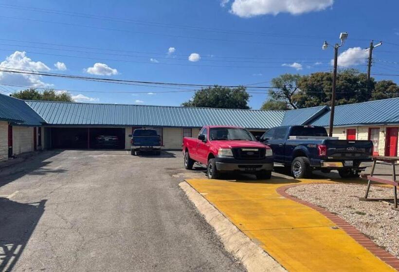 モーテル Anson Inn By Oyo