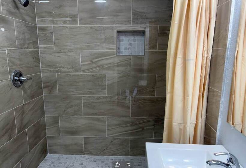 모텔 Anson Inn By Oyo