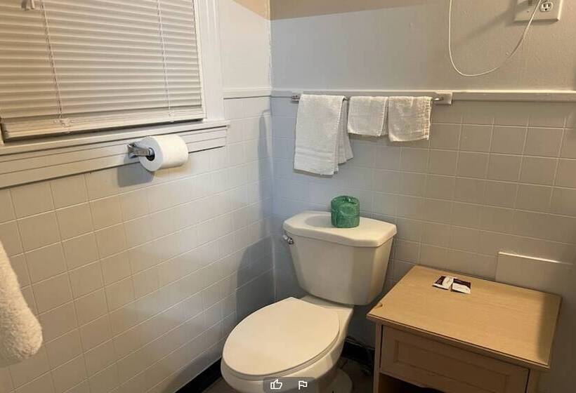 モーテル Anson Inn By Oyo