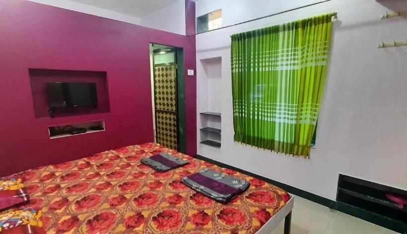 Pensjonat Adarsh Niwas