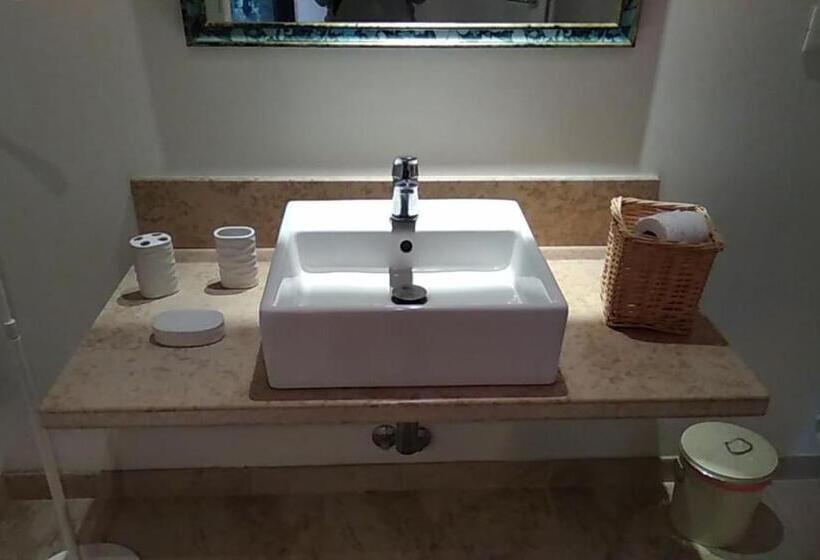 بنسيون Ca  Del Tajo