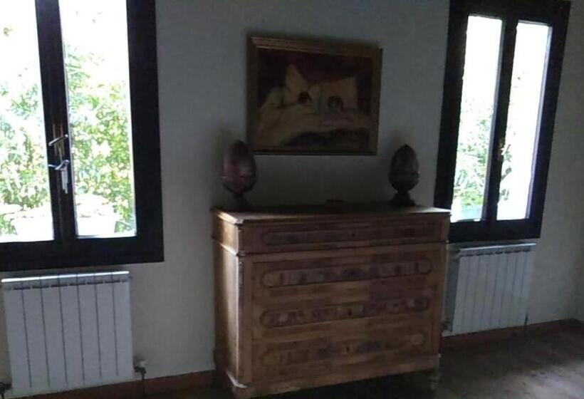 بنسيون Ca  Del Tajo