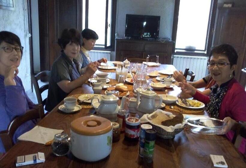 بنسيون Ca  Del Tajo