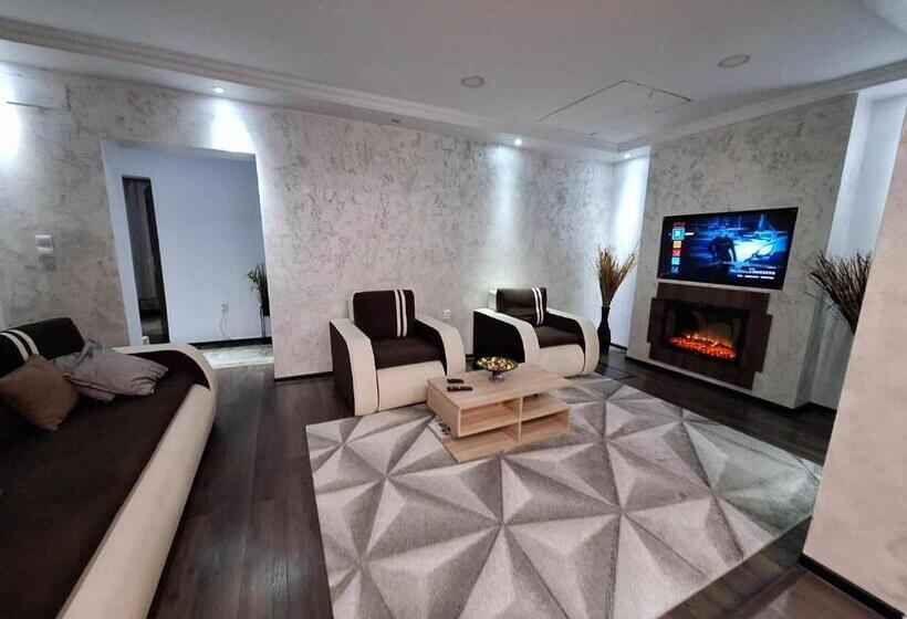 Пансион Dominic House