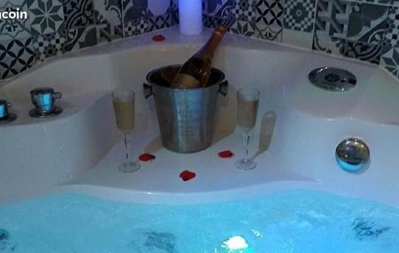 بنسيون Ecrin D  Amour