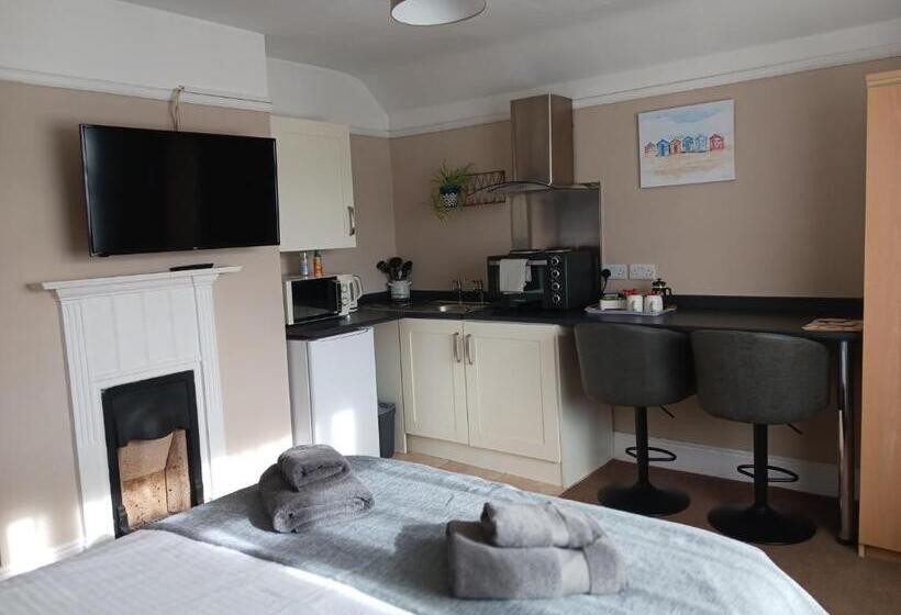 Пансион Felpham Guest House   Self Catering