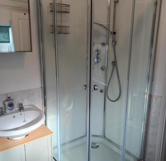 Пансион Felpham Guest House   Self Catering