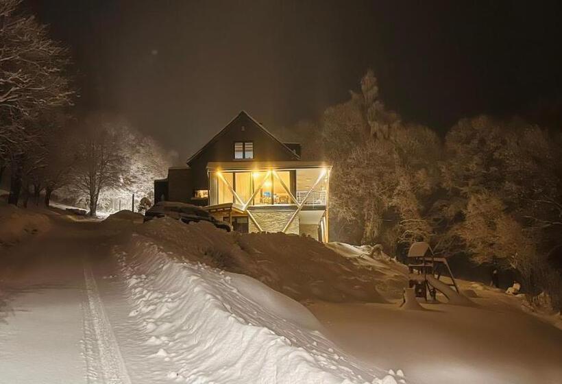 ペンション Four Seasons In Benecko