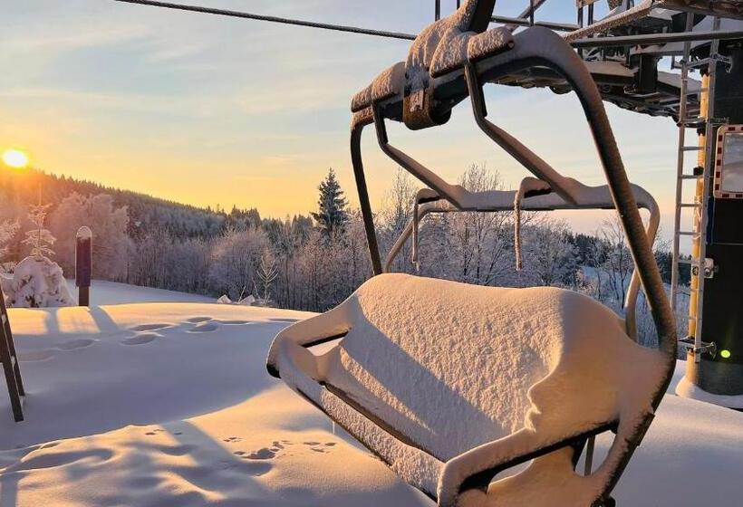 ペンション Four Seasons In Benecko