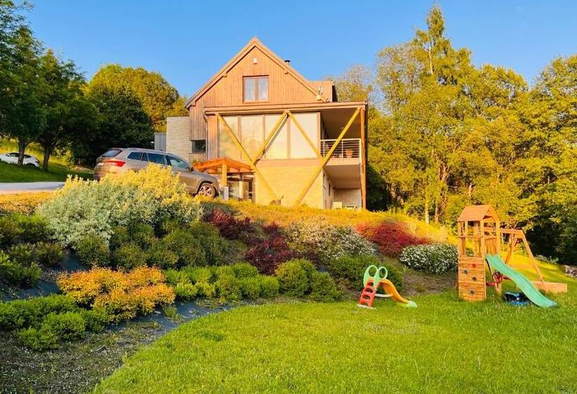 ペンション Four Seasons In Benecko