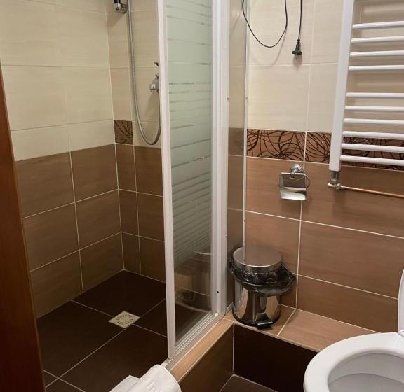 פנסיון Guest House Nad Tisou
