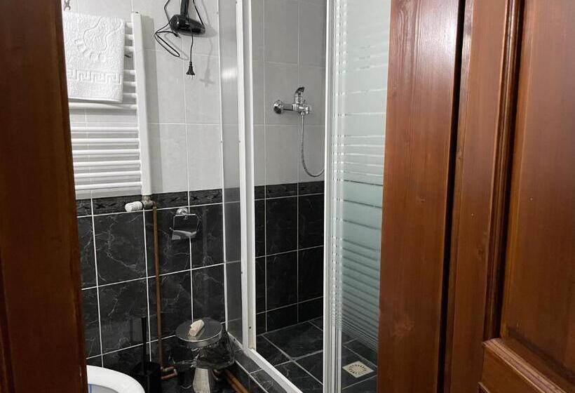 פנסיון Guest House Nad Tisou