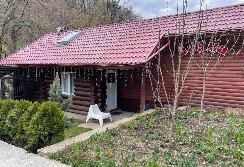 פנסיון Guest House Nad Tisou