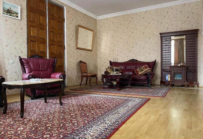 پانسیون Guesthouse David