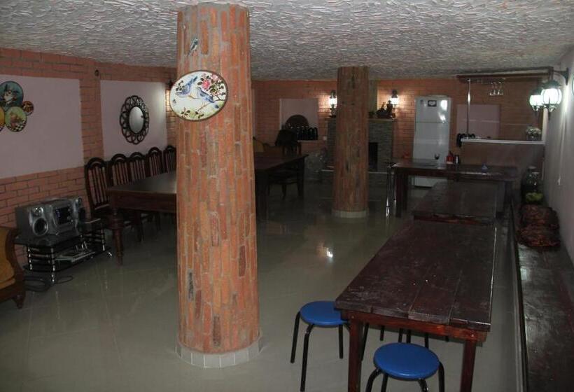 پانسیون Guesthouse David