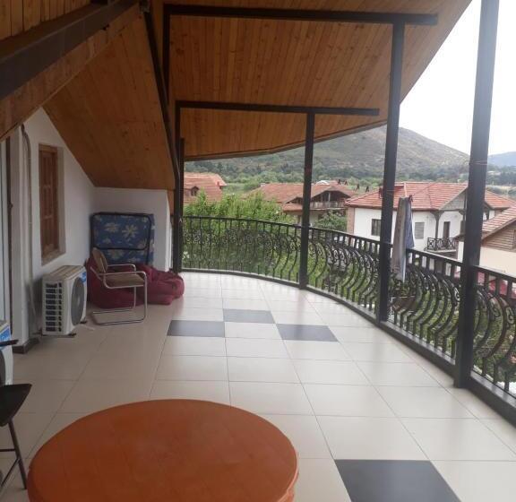 پانسیون Guesthouse David