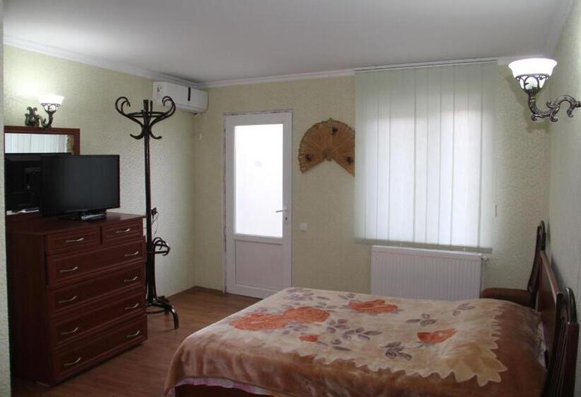 پانسیون Guesthouse David