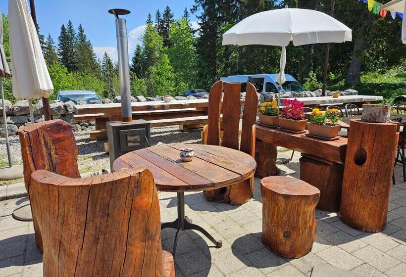 Пансион Hôtel Restaurant Du Marchairuz