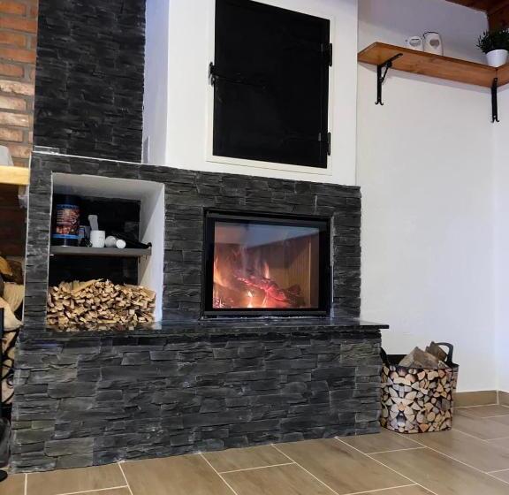 פנסיון Je Sen, Ubytování Na Horách S Bazénem A Infrasaunou