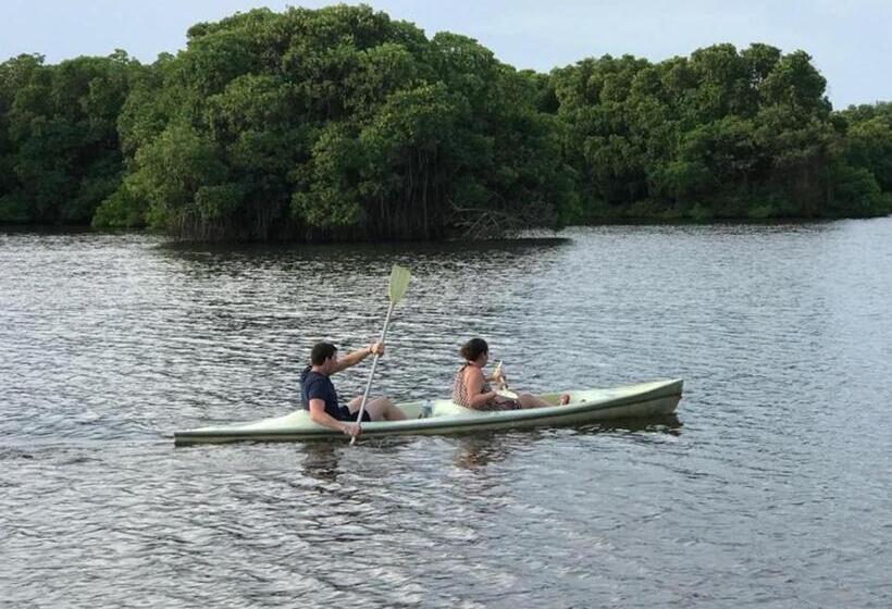 Пансион King S Elephant Cabanas & Restaurant