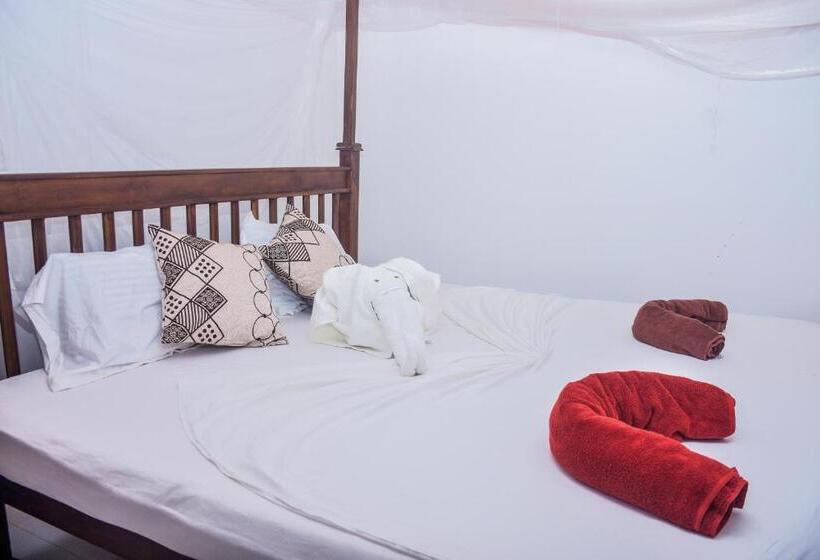 Пансион King S Elephant Cabanas & Restaurant