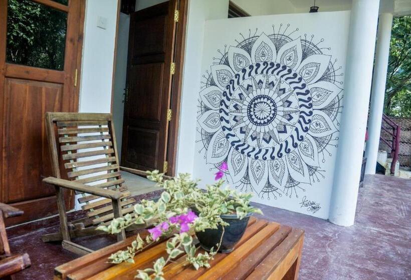 Пансион King S Elephant Cabanas & Restaurant