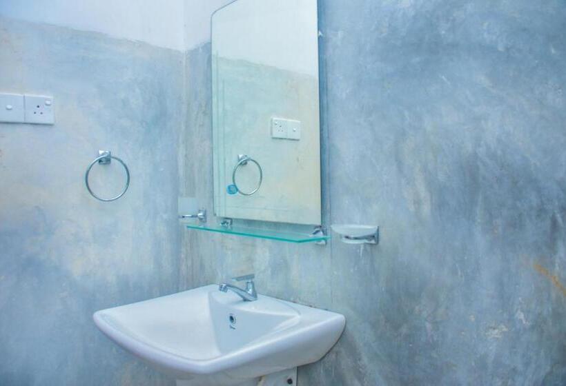 Пансион King S Elephant Cabanas & Restaurant