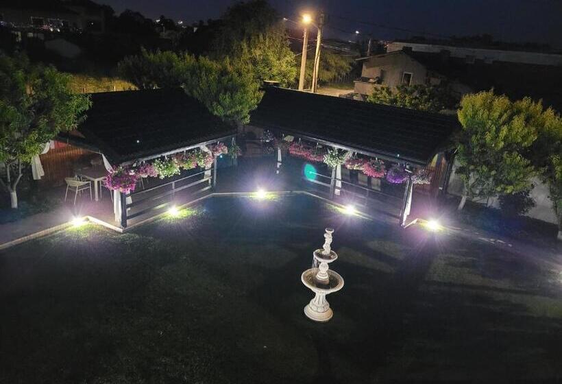 پانسیون Kys House