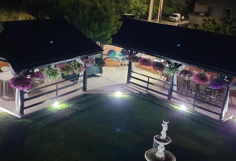 بنسيون Kys House