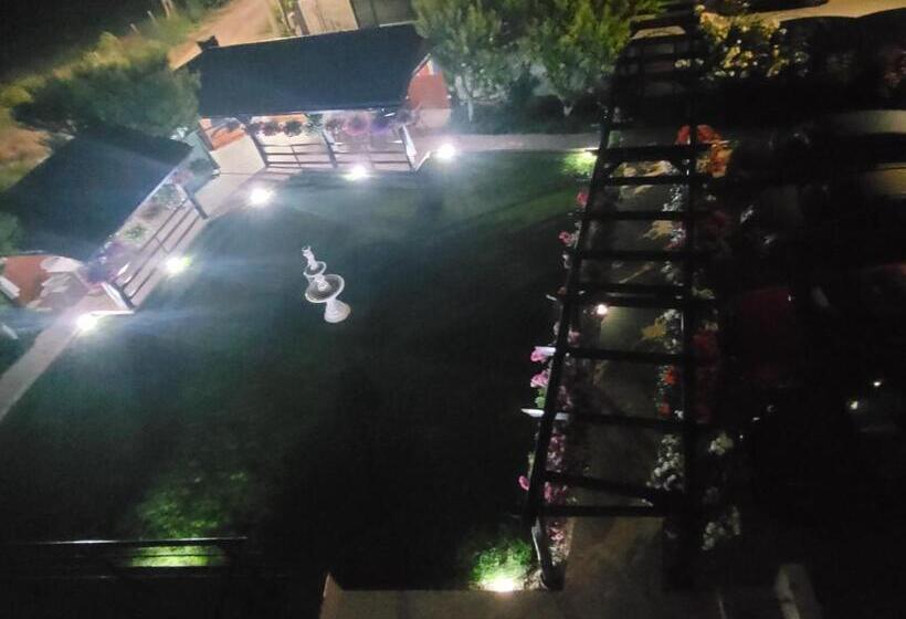 بنسيون Kys House