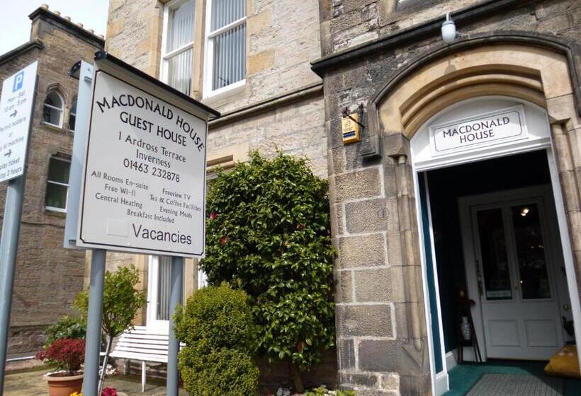 פנסיון Macdonald House