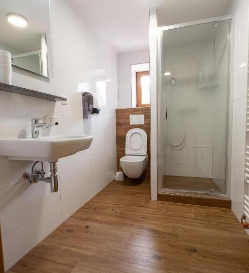 펜션 Penzion Kamzik A Drevenica