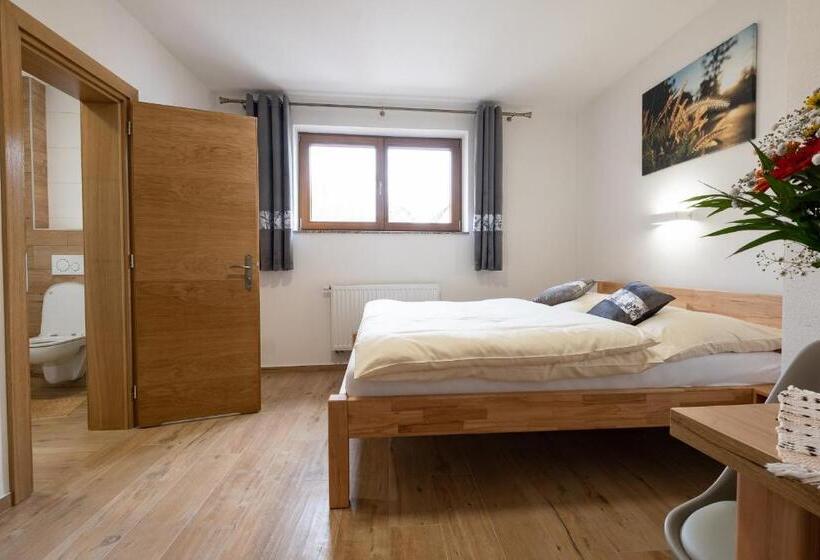 펜션 Penzion Kamzik A Drevenica