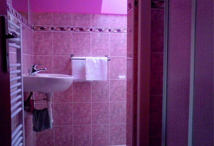 بنسيون Penzion U Mikulinců