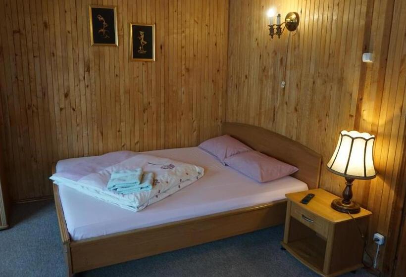 پانسیون Salako Svečių Namai