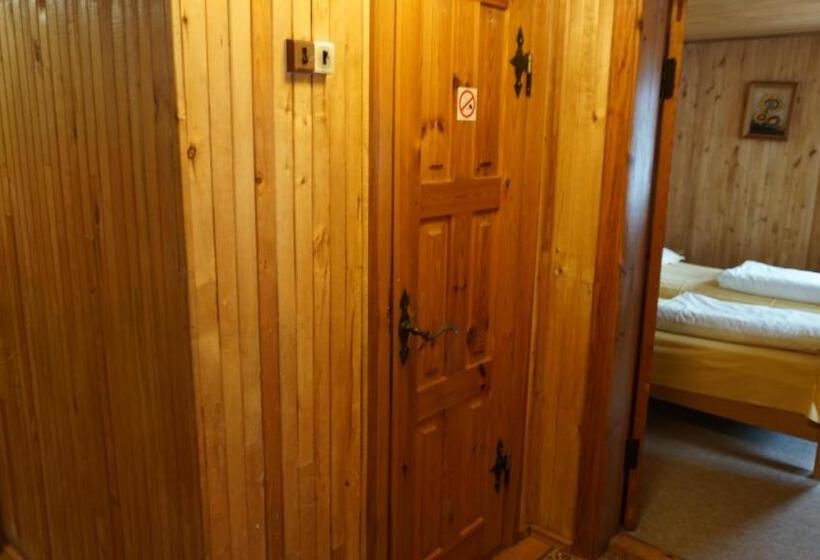 پانسیون Salako Svečių Namai